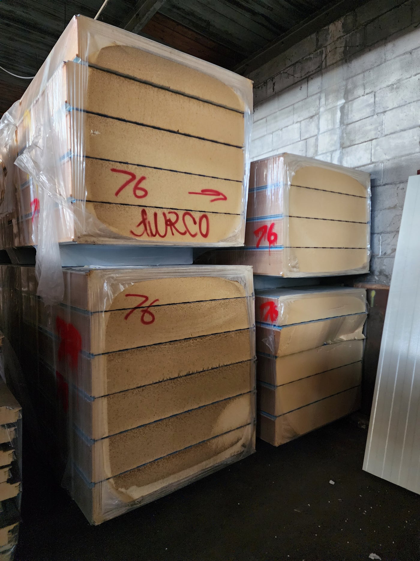 21 - 8 Inch Thick 15' Long Walk-In Cooler & Freezer Panel Lot