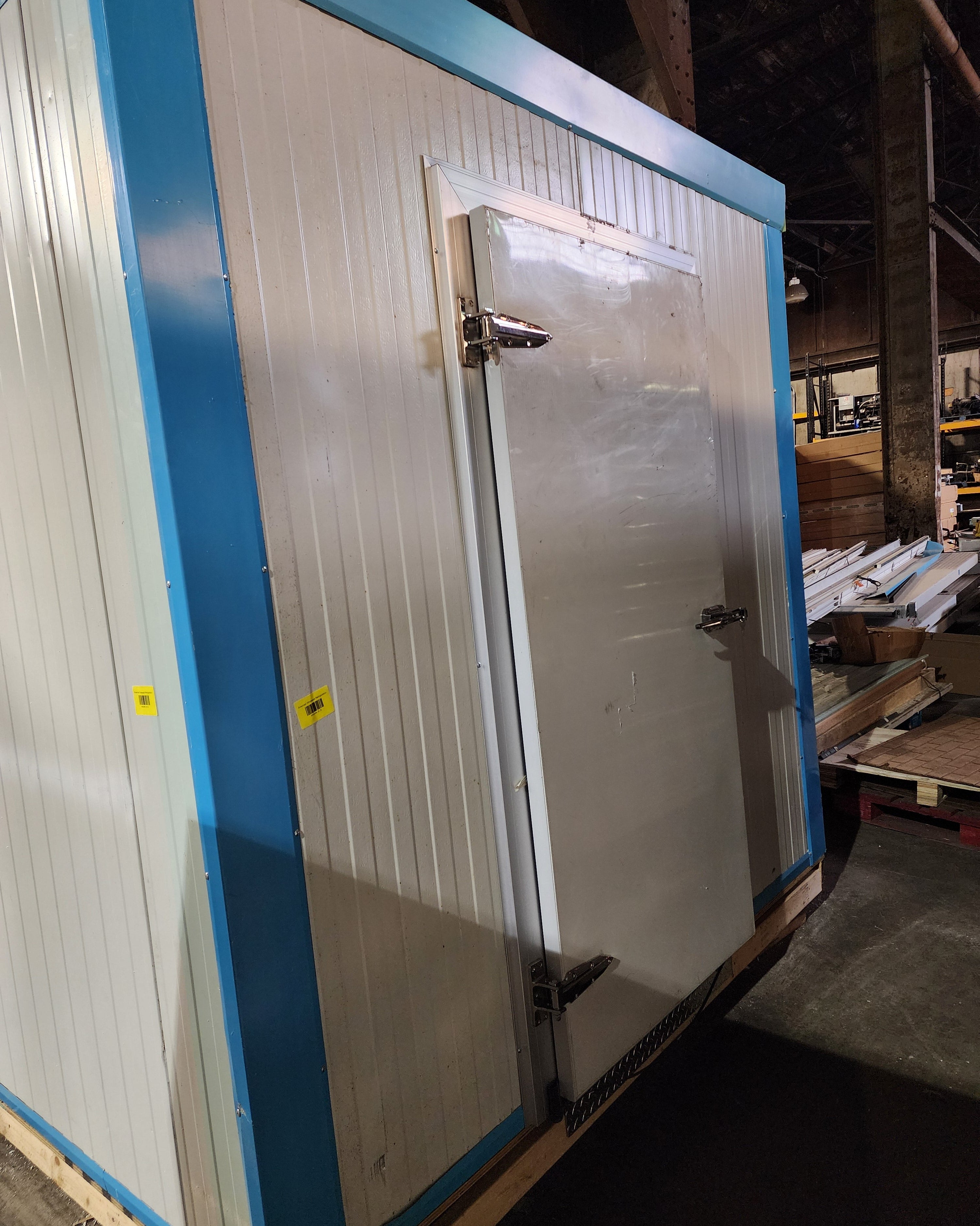 8' 1" x 12' x 8' 4" Walk in freezer w/ man door, ceiling & floor w/ 3/4 HP unit (Built as unit for outdoors)
