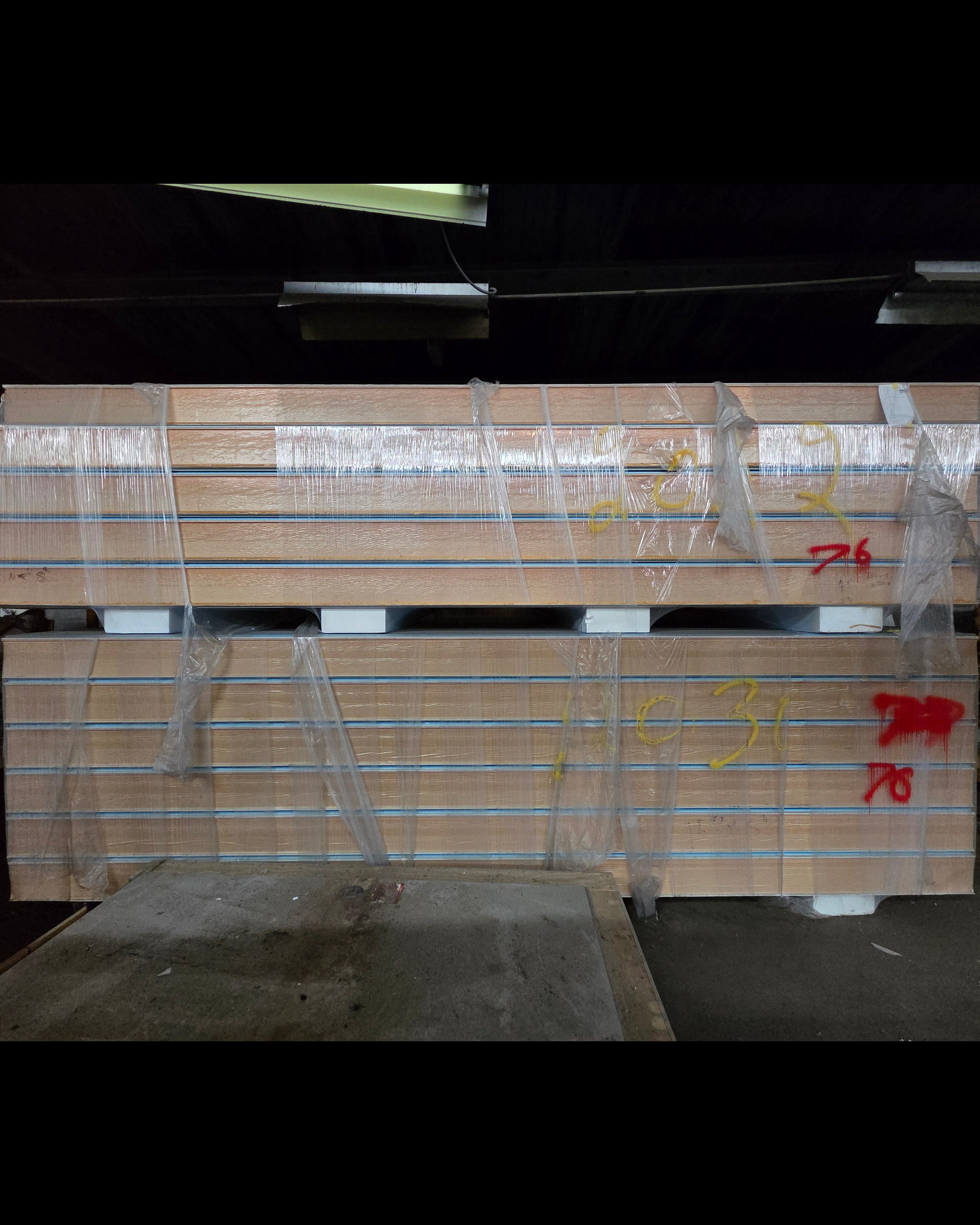 21 - 8 Inch Thick 15' Long Walk-In Cooler & Freezer Panel Lot