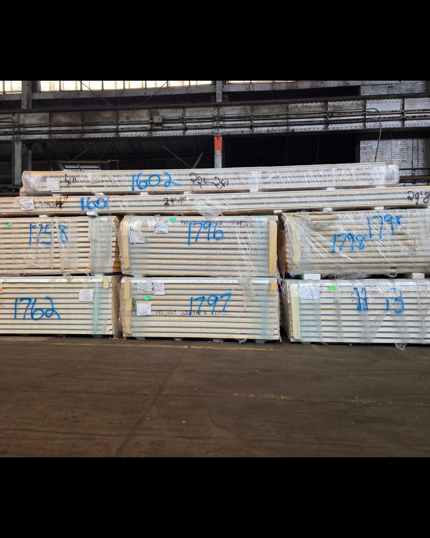 4 Inch Thick Walk-In Cooler & Freezer Panel Lot