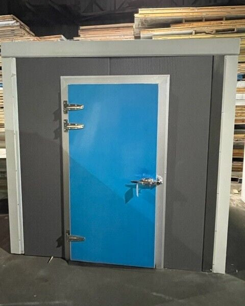 Scratch and Dent 8 Foot Wide x 8 Foot Long x 7.5 Foot Tall Walk-in Cooler