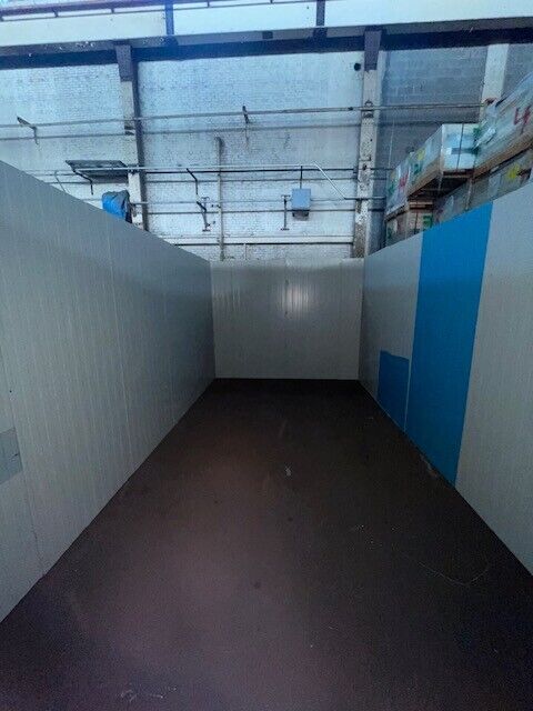 Scratch and Dent 10 Foot Wide x 20 Foot Long x 7.5 Foot Tall Walk-in Cooler