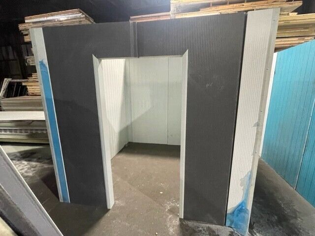 Scratch and Dent 8 Foot Wide x 8 Foot Long x 7.5 Foot Tall Walk-in Cooler