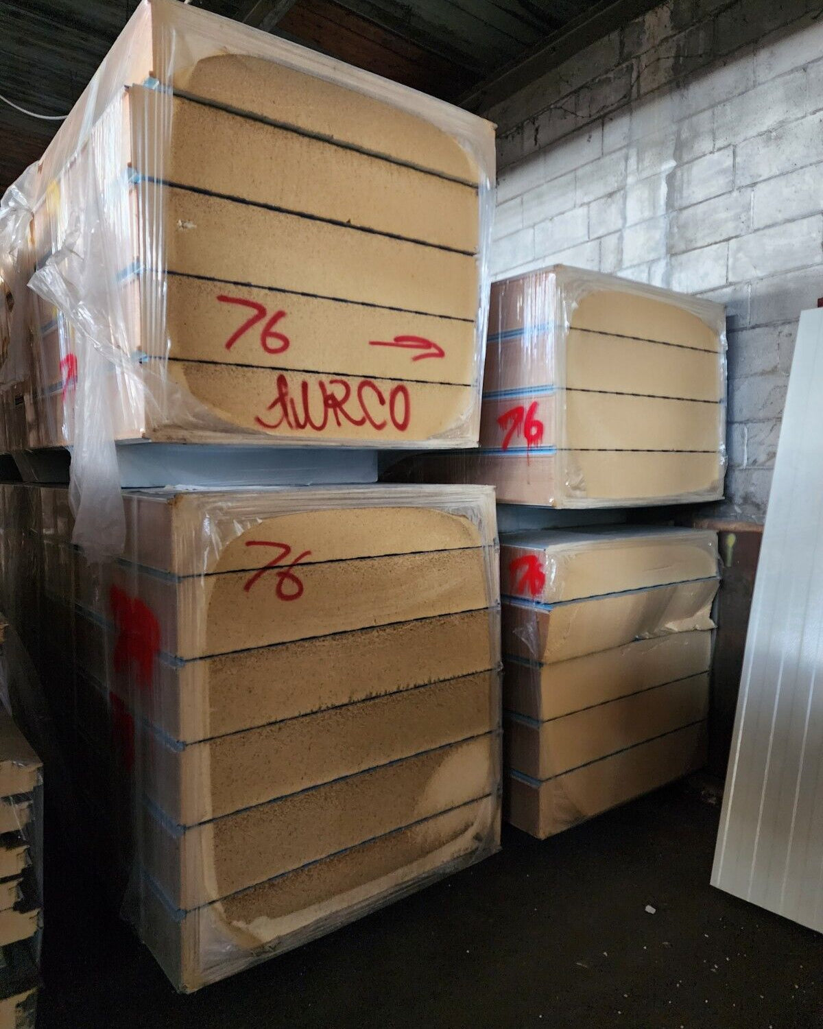 8-inch-thick walk-in cooler & freezer panels ready to ship! Varying lengths!