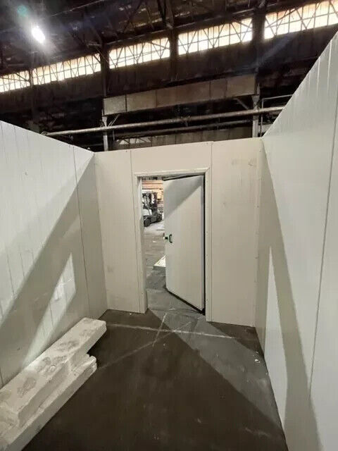 8' x 12' x 8' walk in cooler with refrigeration system
