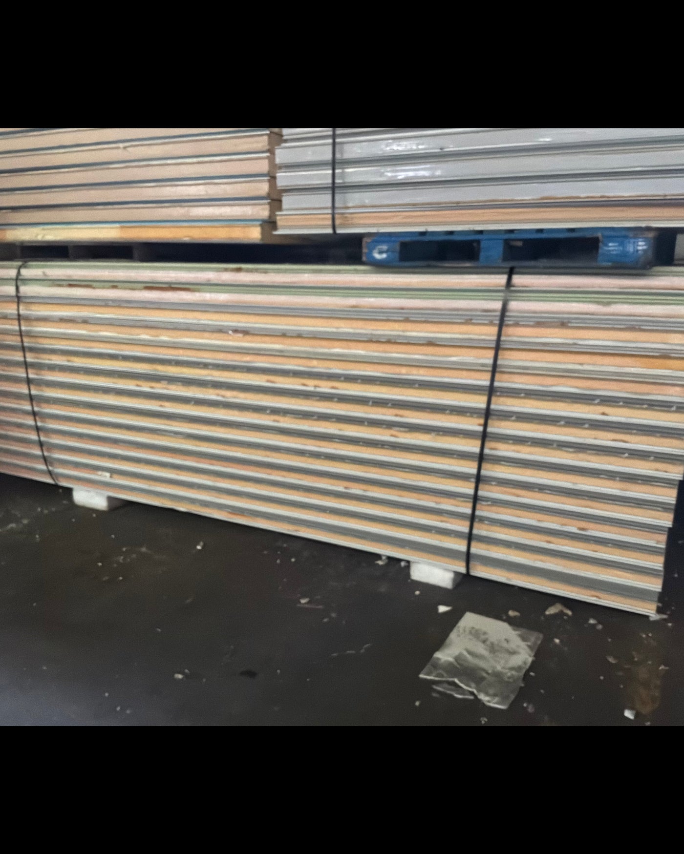 Lot of 14 Used 14’ Tongue In Groove Panels 4” Thick