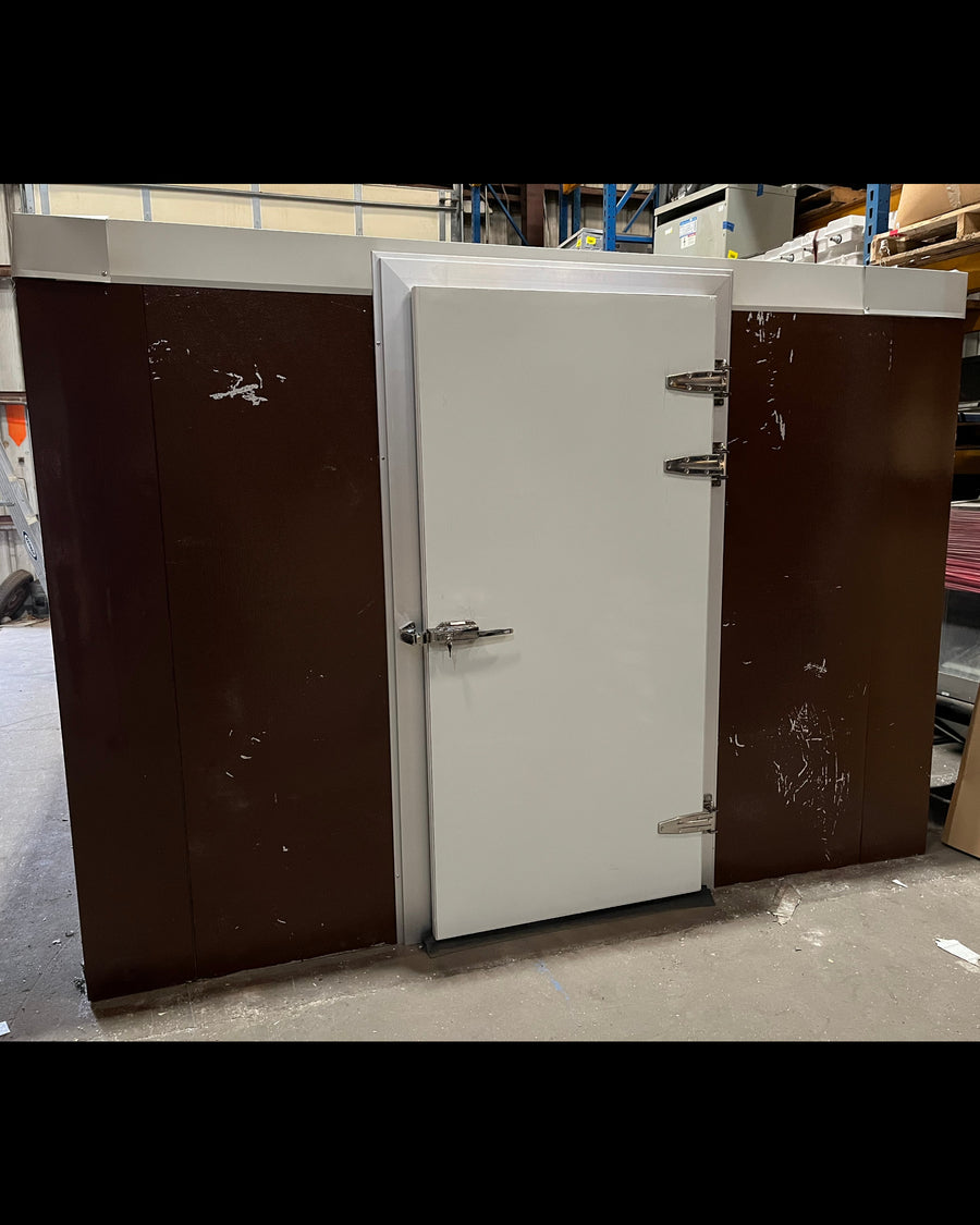 Used 9' 7" x 11' 6" x 6' 11" Walk-In Cooler