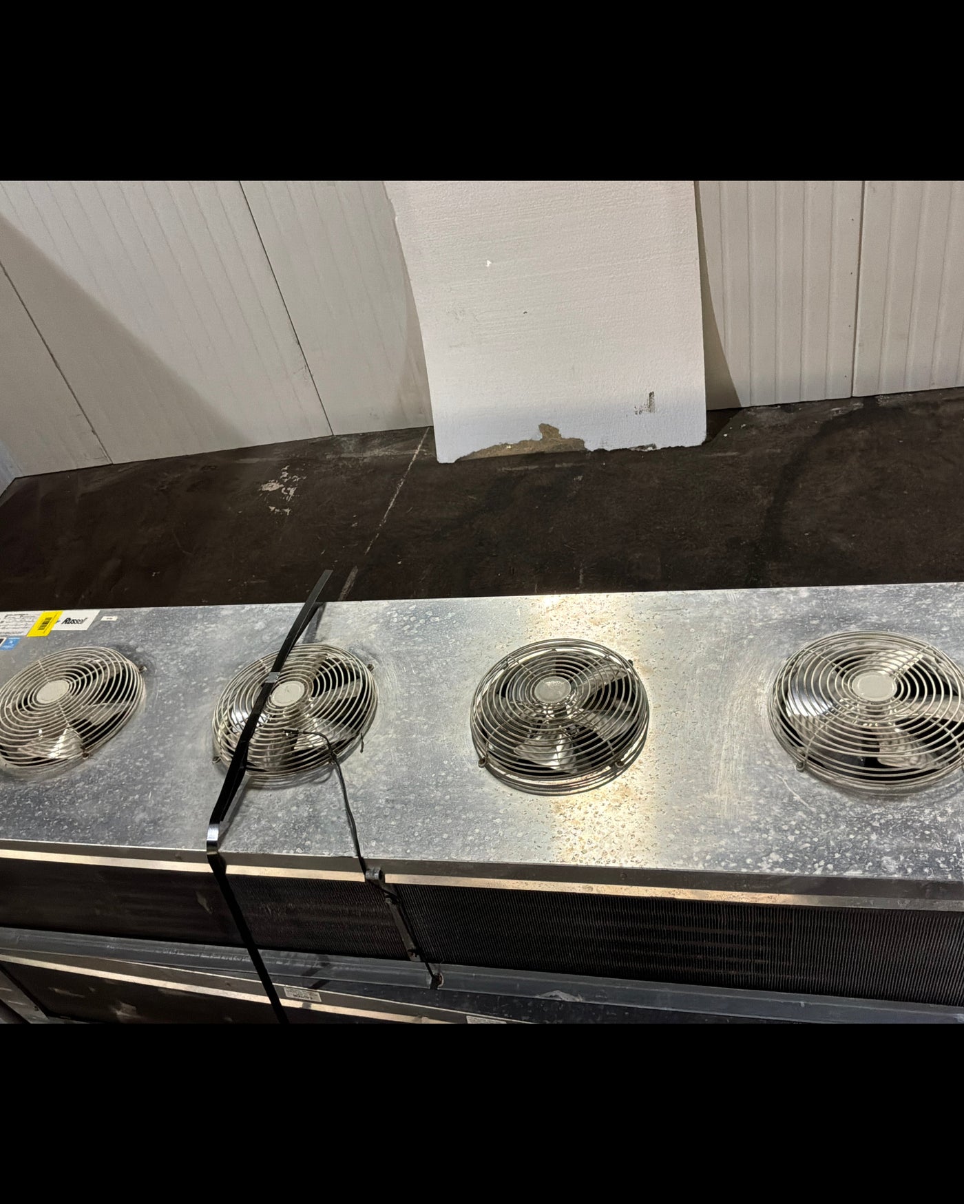 RUSSELL EFE190MD 19000 BTU EVAPORATORS #814 + #815
