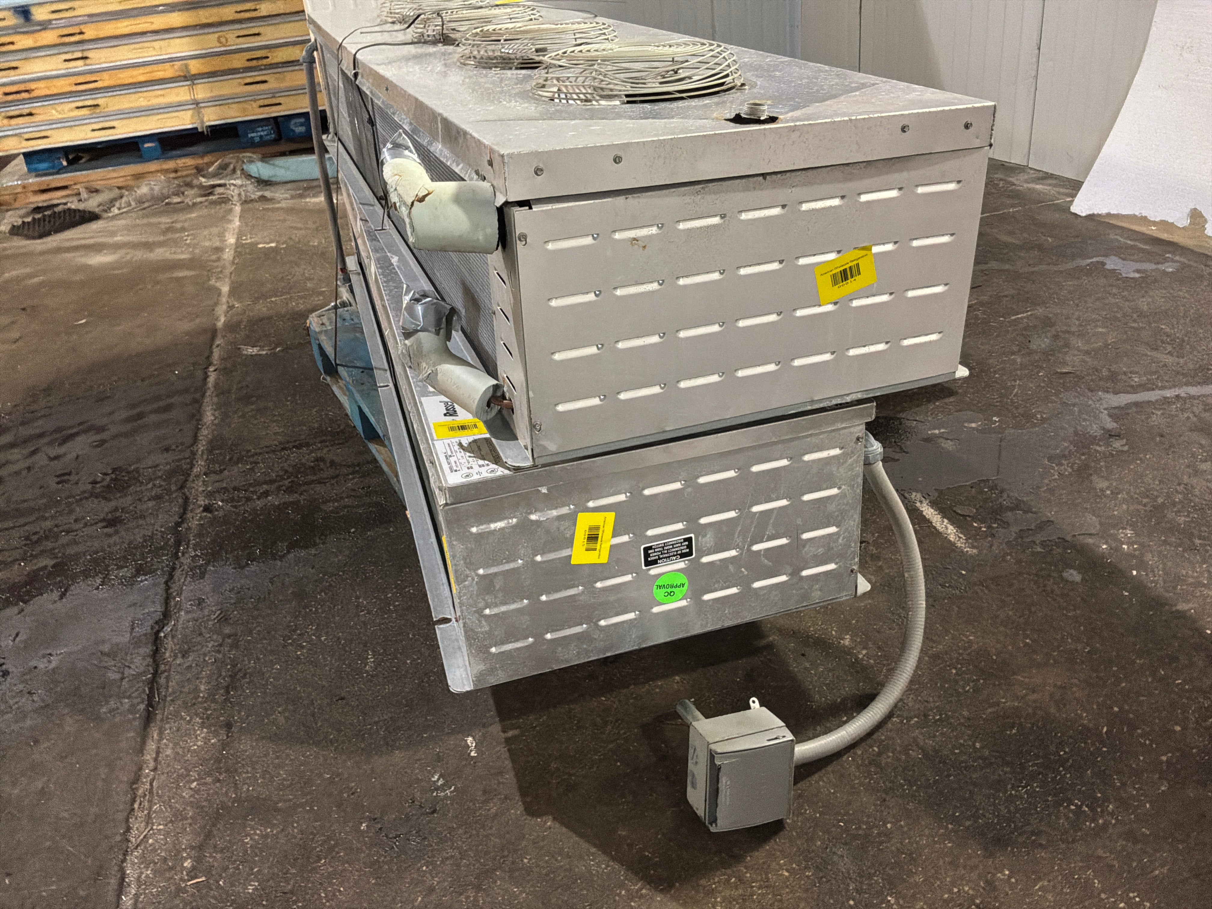 RUSSELL EFE190MD 19000 BTU EVAPORATORS #814 + #815