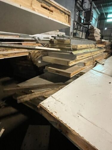 Wholesale lot of ~ 100 used walk in cooler and freezer panels varying size