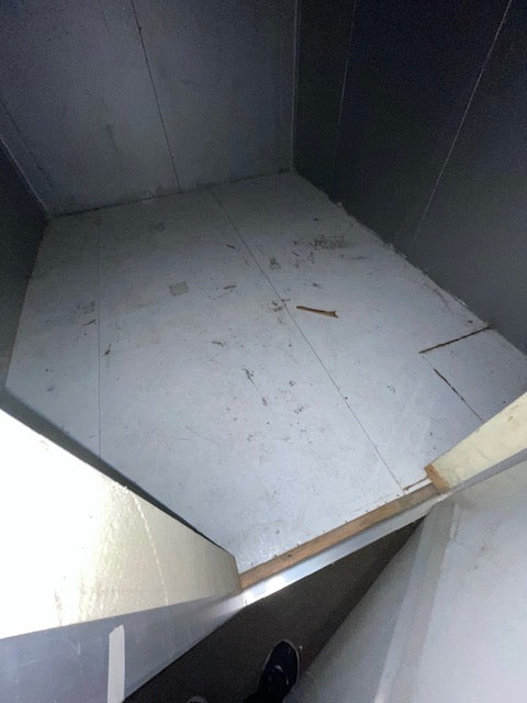 Used 10' x 12' x 8'7'' walk-in freezer w/ floor & 2HP refrigeration system